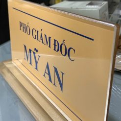 [Xưởng Mica] Kệ Chức Danh Cao Cấp Cho Vip